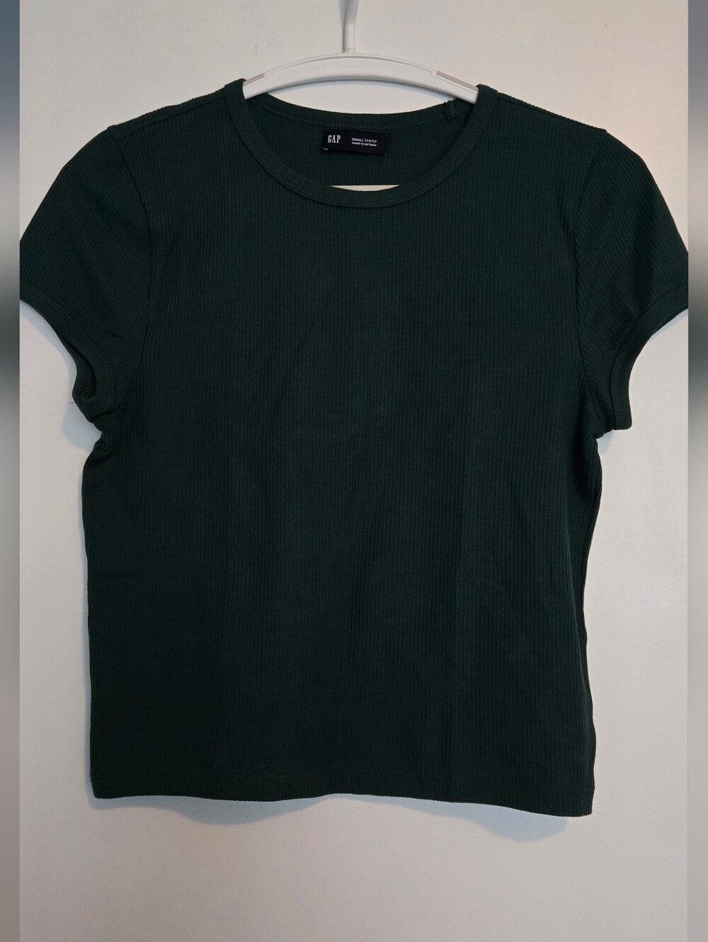 GAP Women's Forest Green Ribbed Baby Tee
